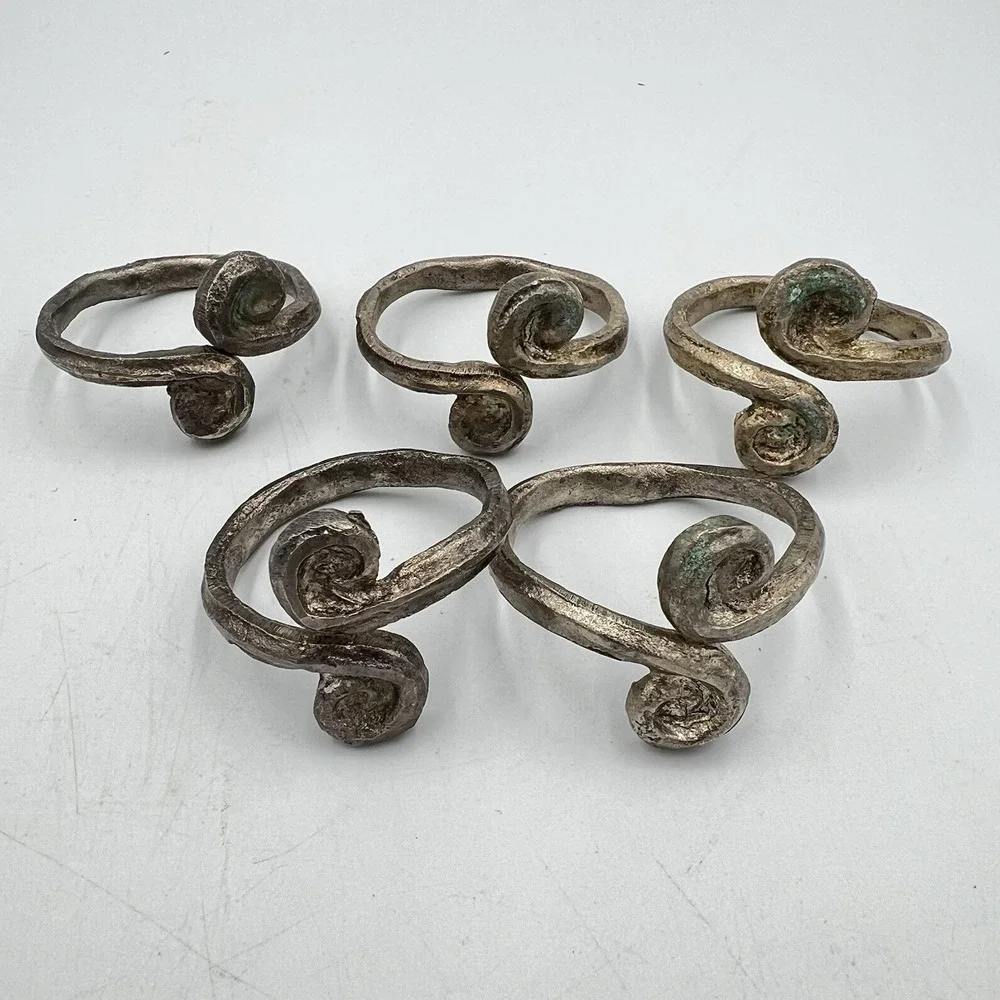 Set of 5 Hand-Forged Metal Napkin Rings Rustic Spiral Scroll Design 2.5